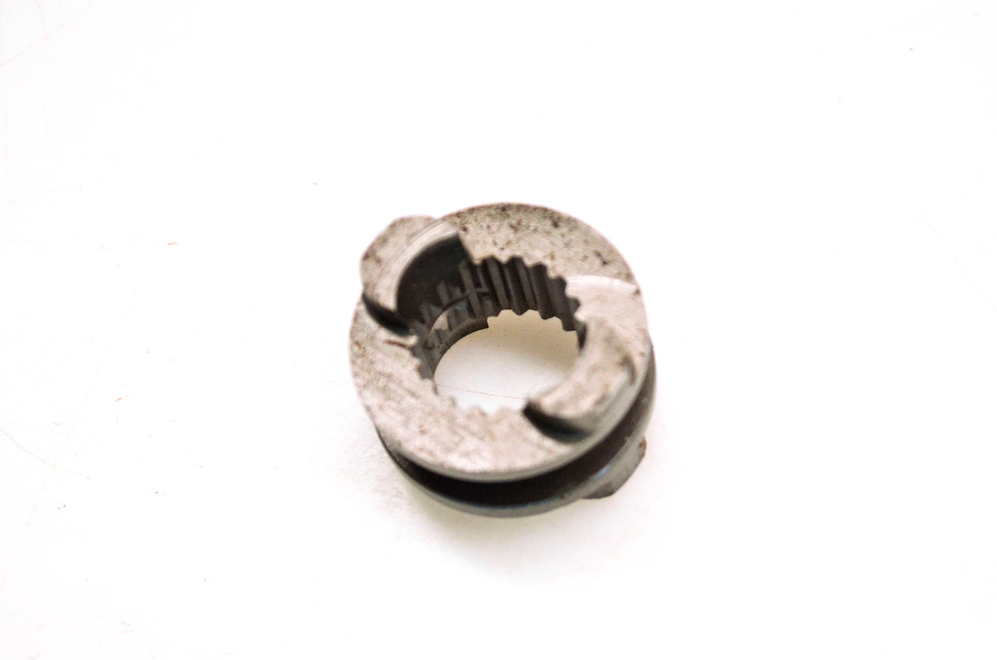 New OMC 325013 Clutch Dog NOS