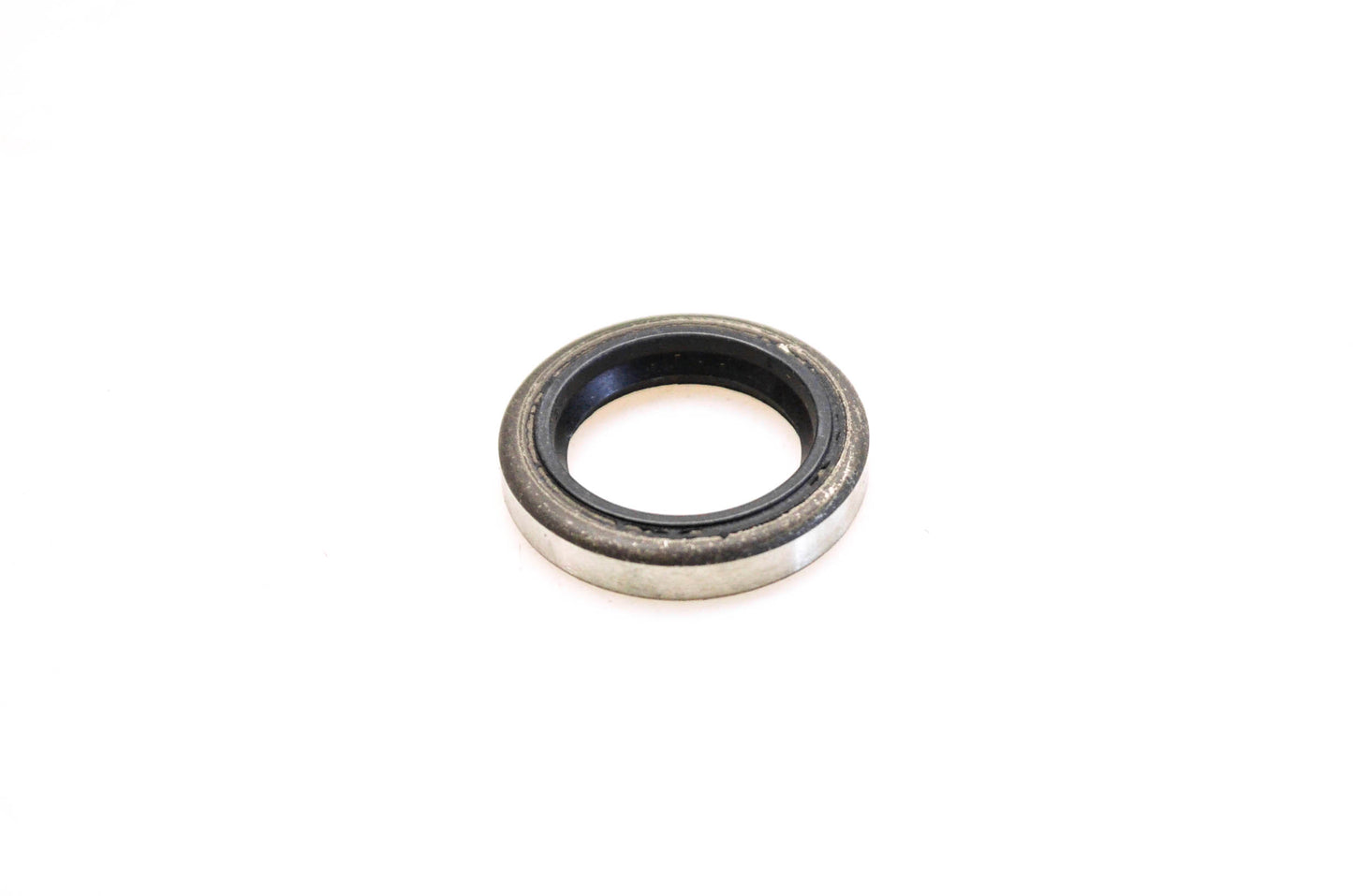 New OMC 321466 Oil Seal Retainer NOS