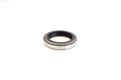New OMC 321466 Oil Seal Retainer NOS