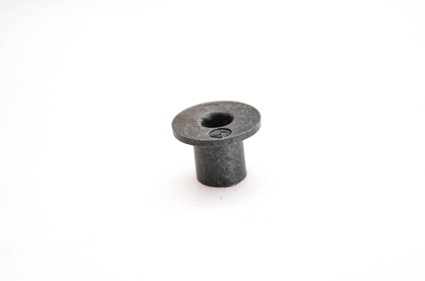 New OMC 317758 Bushing NOS