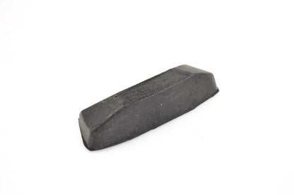 New OMC 908513 Bumper NOS
