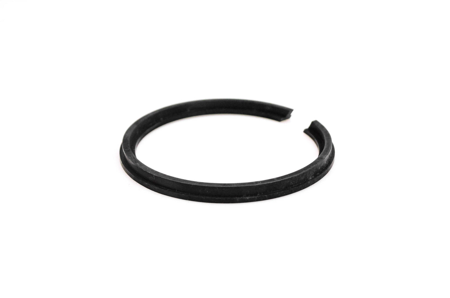 New OMC 313666 Retainer Ring NOS