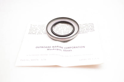 New OMC 981587, 981268 Retainer Seal w/ Instruction Sheet Kit NOS
