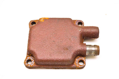 New OMC 907886 Manifold Front Cap NOS
