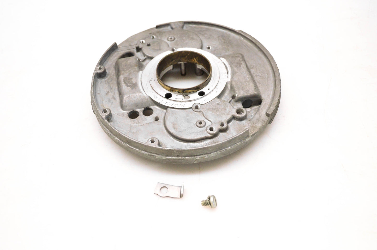 New OMC 580471 Ignition Breaker Plate NOS