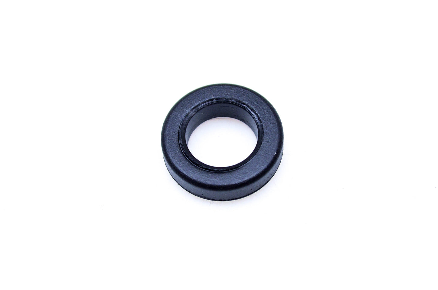 OMC 320880 Thermostat Valve Seat Grommet NOS