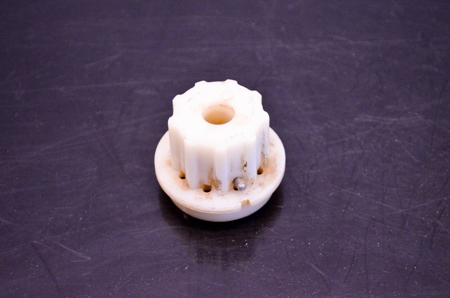 OMC 316559 Propeller Hub & Pin NOS
