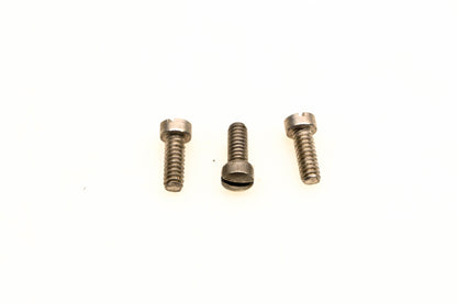 OMC 304012 Screws Qty 3 NOS