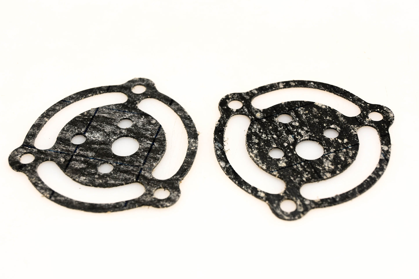 OMC 307375 Choke Cover Gaskets Qty 2 NOS