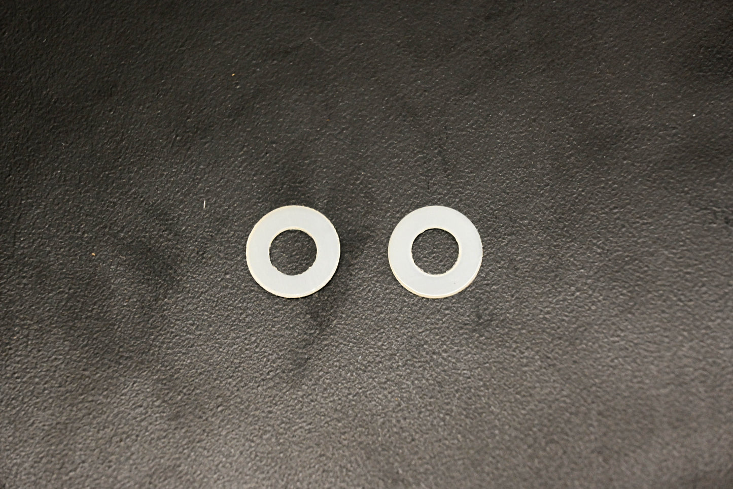 OMC 310540 Nylon Washers Qty 2 NOS