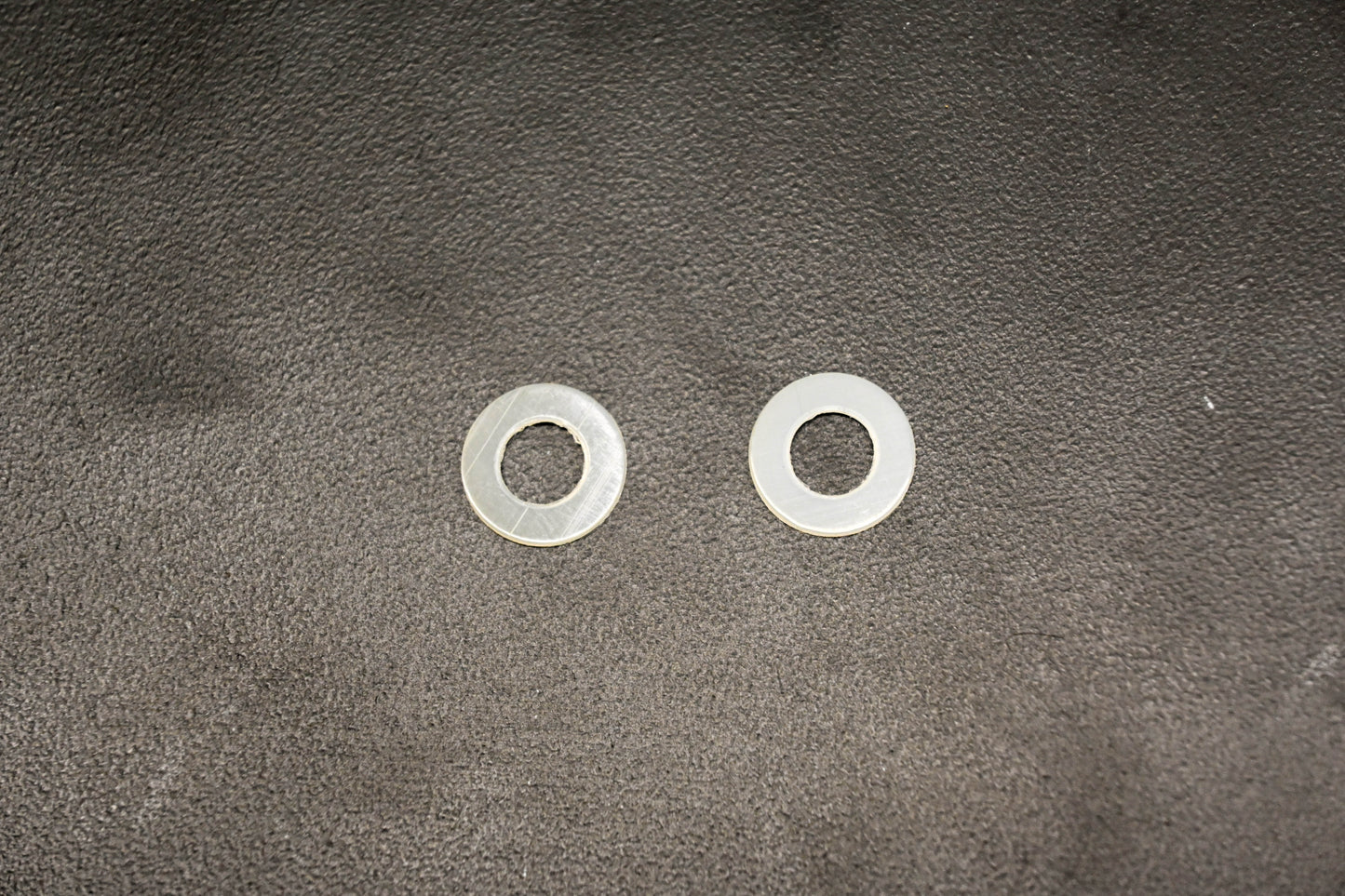 OMC 310540 Nylon Washers Qty 2 NOS