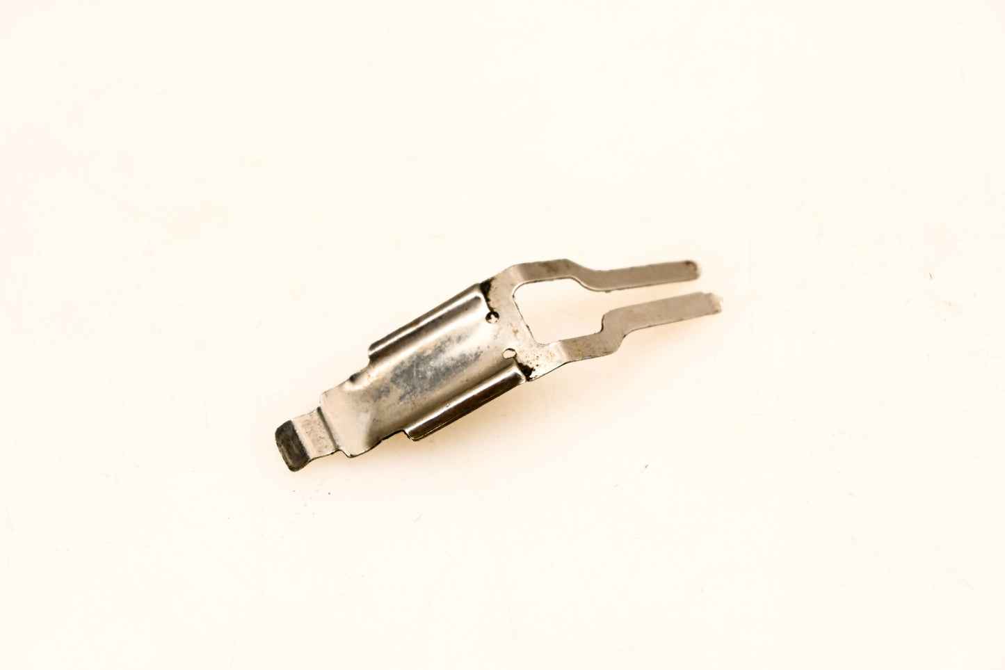 OMC 326087 Clip NOS