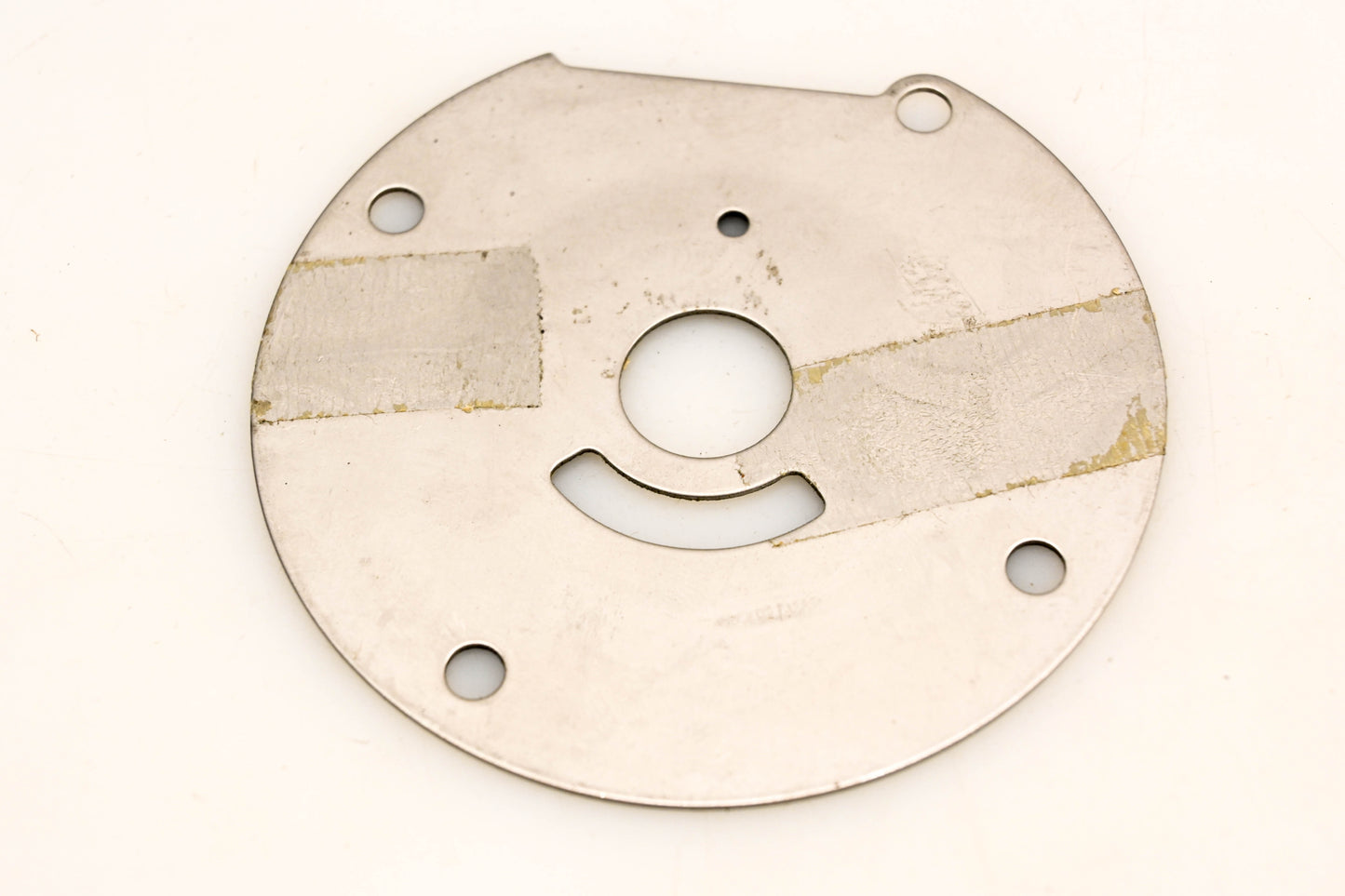 OMC 302617 Water Pump Plate NOS
