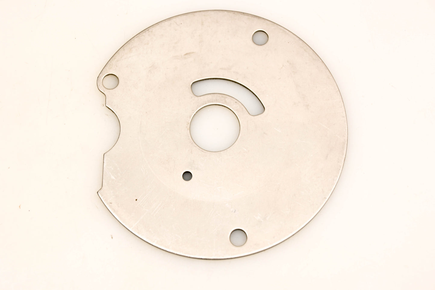 OMC 319346 Impeller Housing Plate NOS