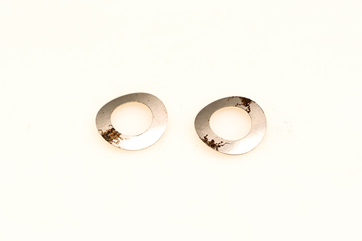 OMC 553766 Bow Washers Qty 2 NOS