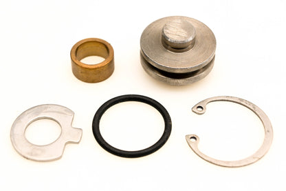 OMC 384386 Retainer Bushing & Spacer NOS