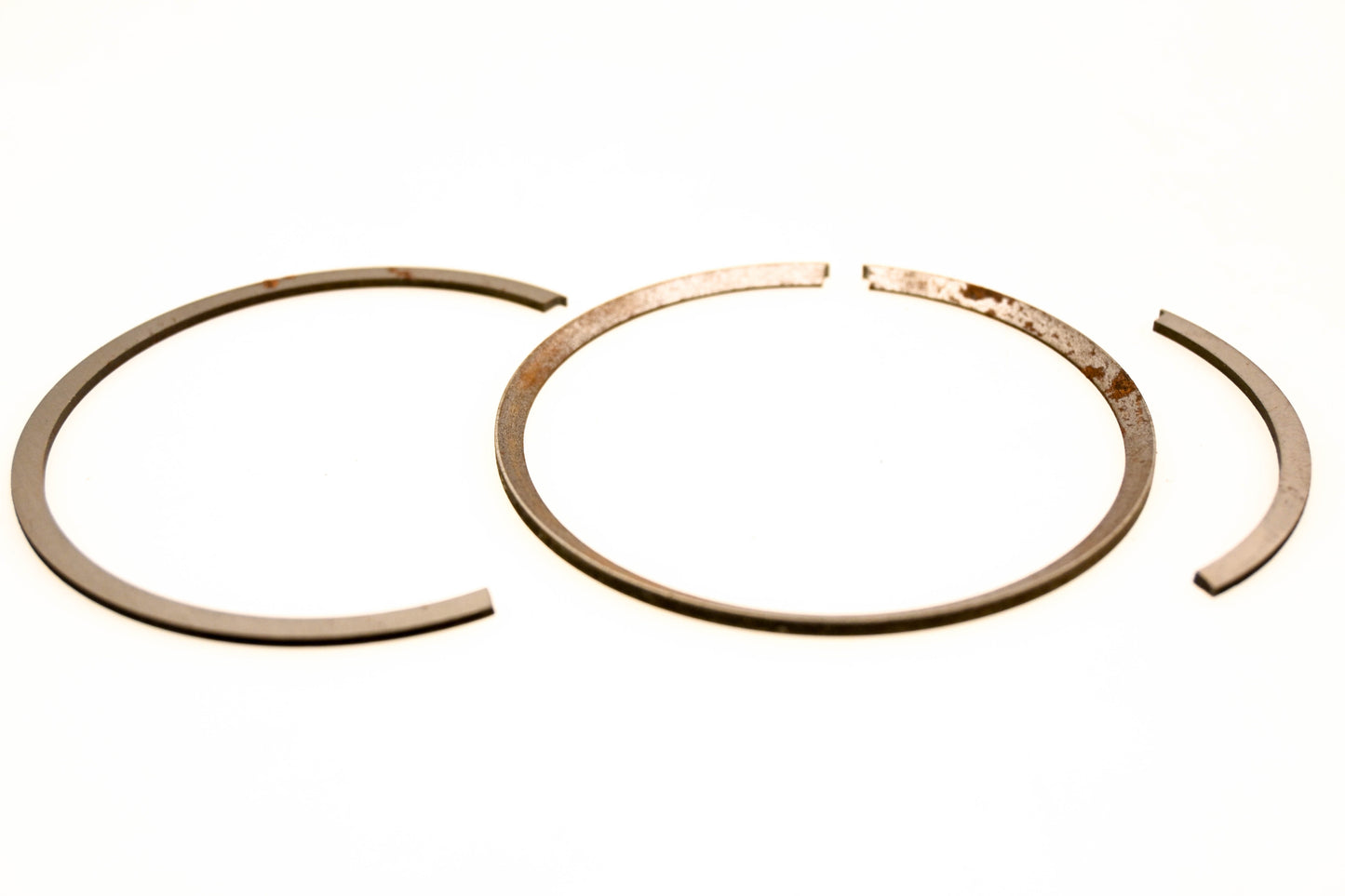 OMC 385808 Piston Ring Kit NOS