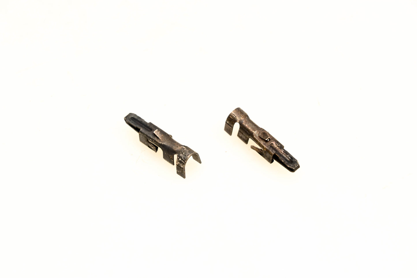 OMC 310523 Terminals Qty 2 NOS
