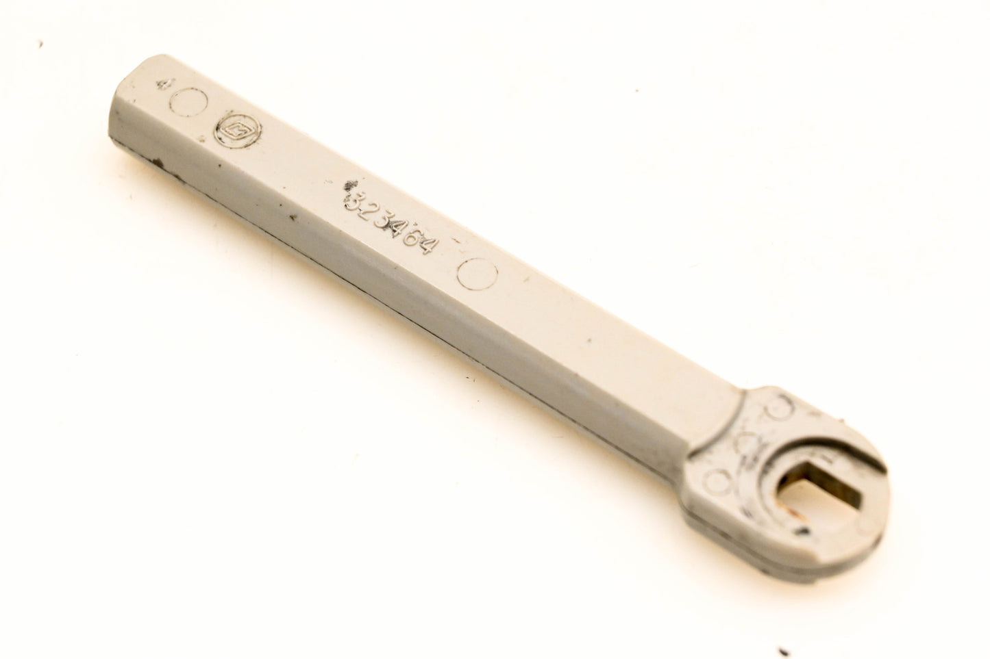 OMC 323464 Control Box Casing Guide