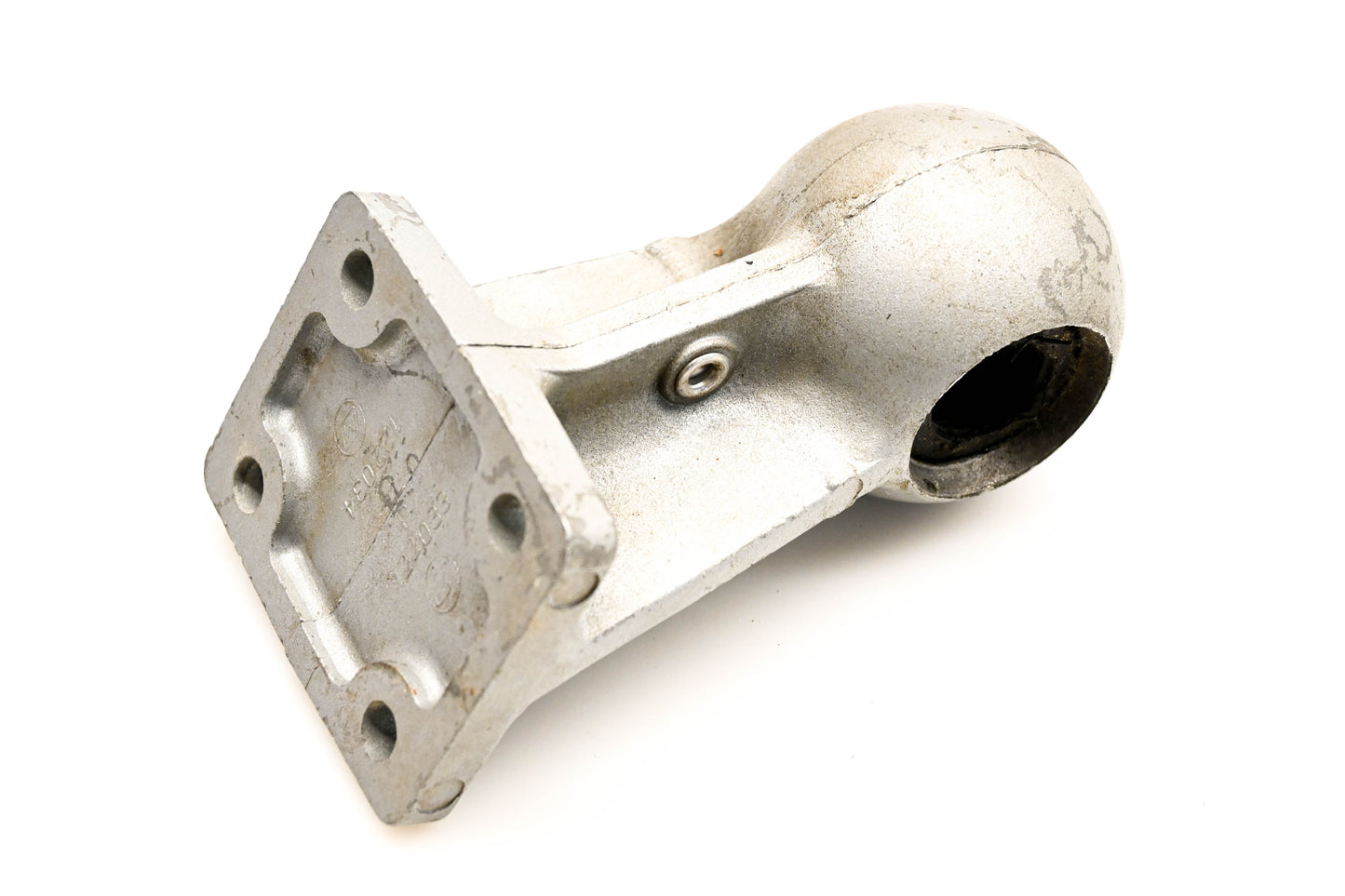 OMC 122033, 122034 Transmission Bracket