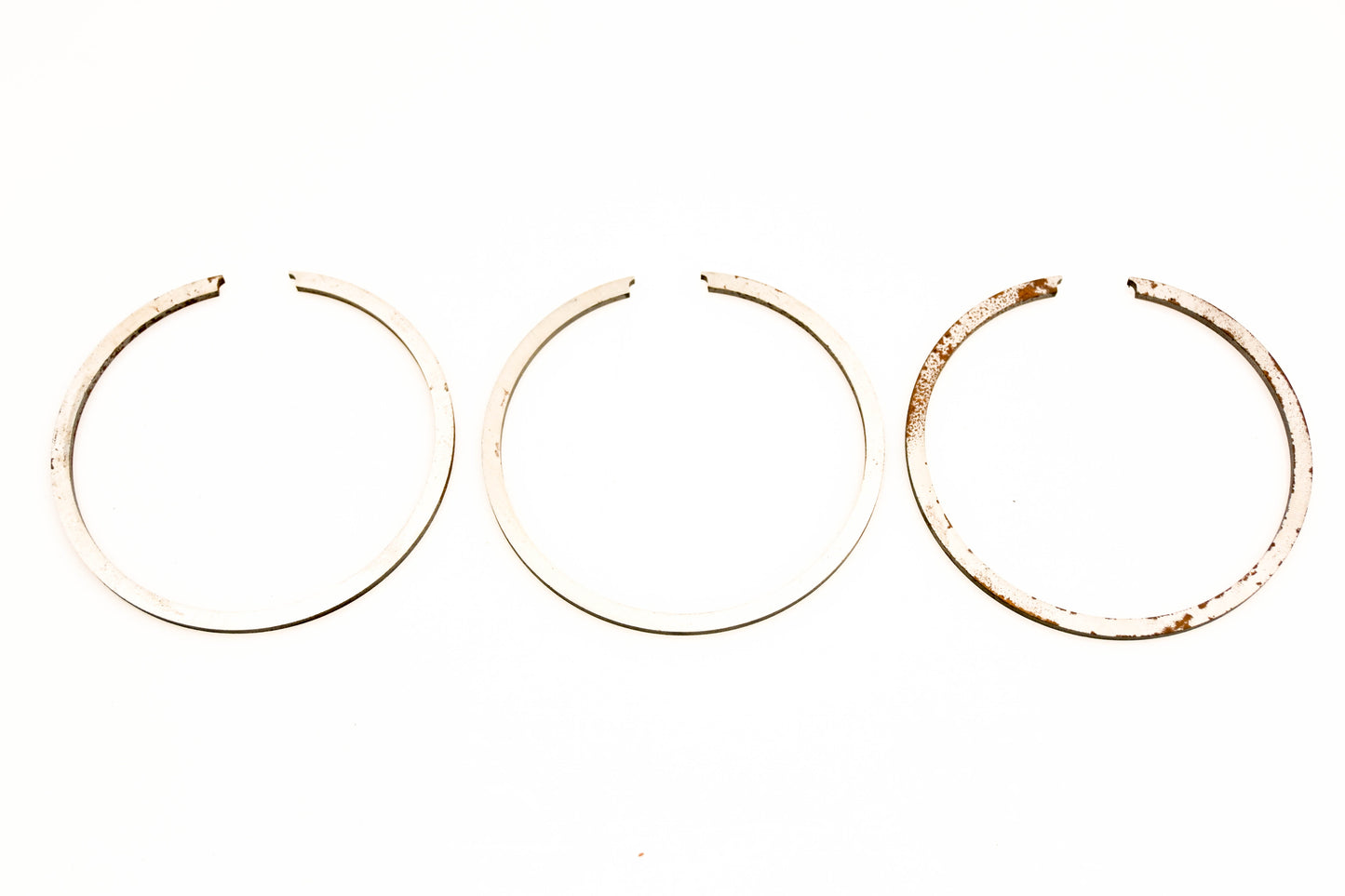 OMC 381496 Piston Ring Kit NOS