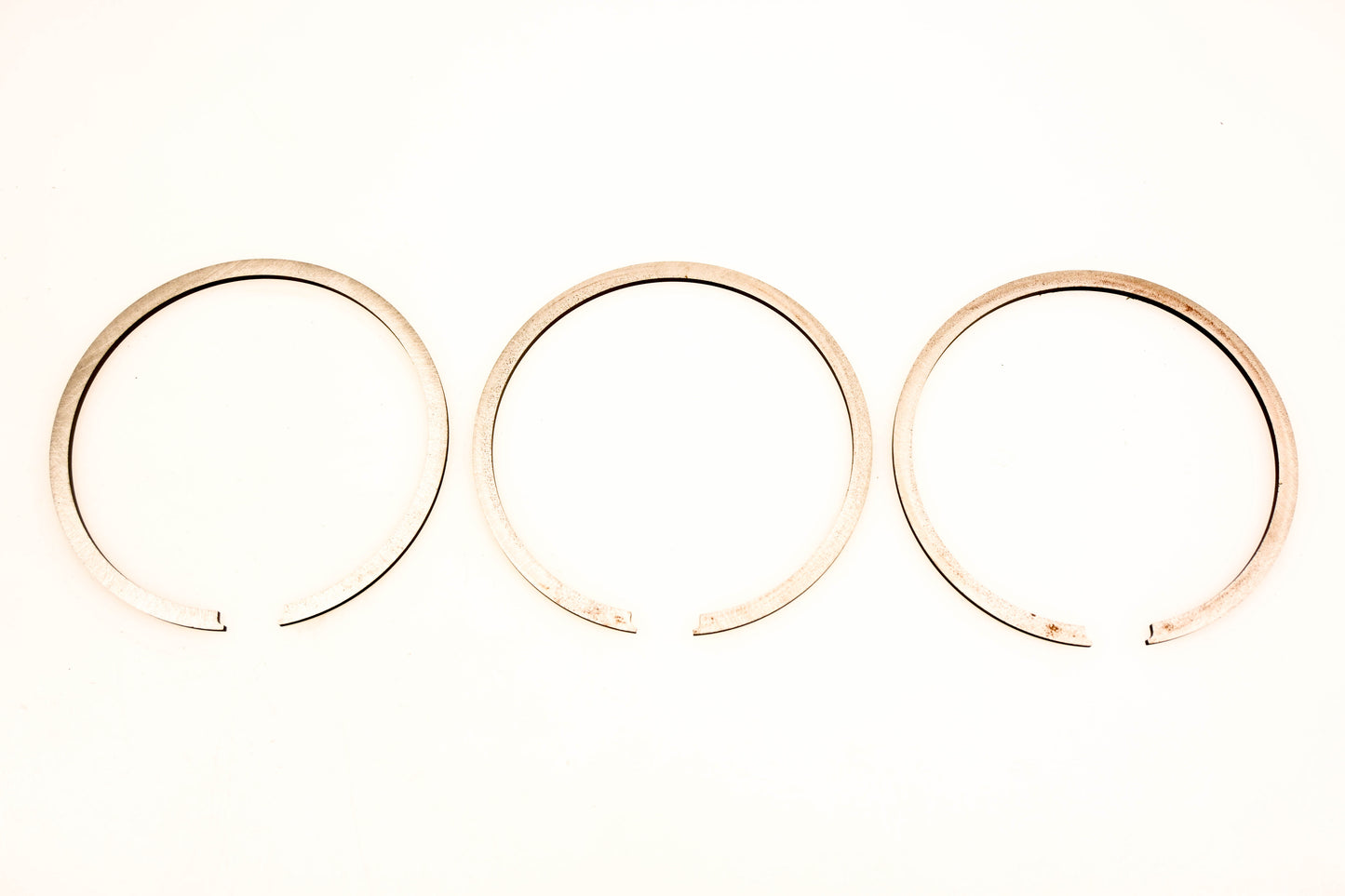 OMC 382825 Piston Ring Kit NOS