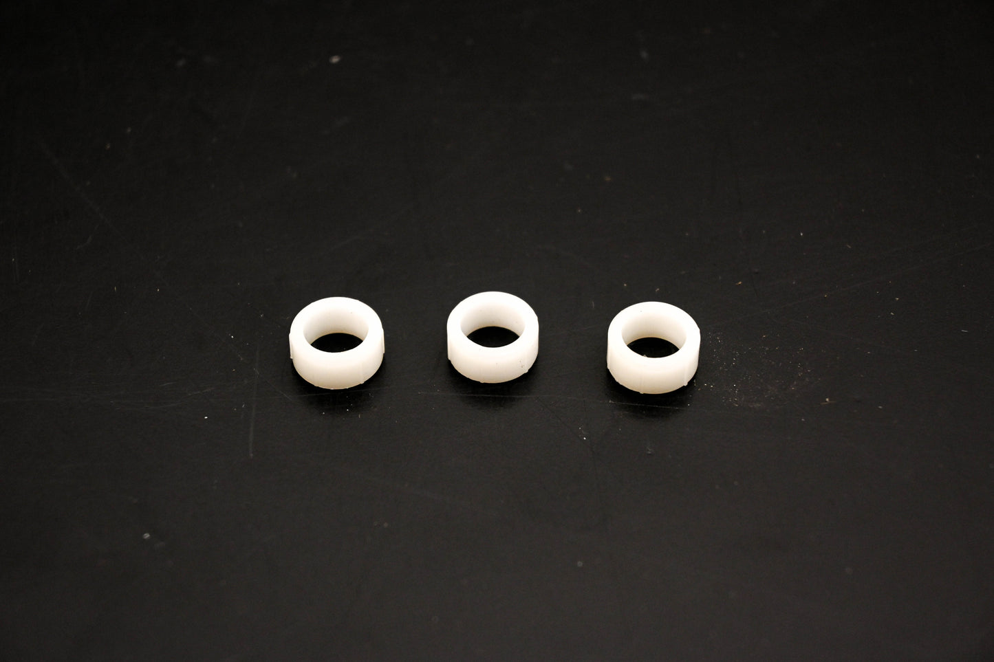 OMC 308781 Bushings Qty 3 NOS