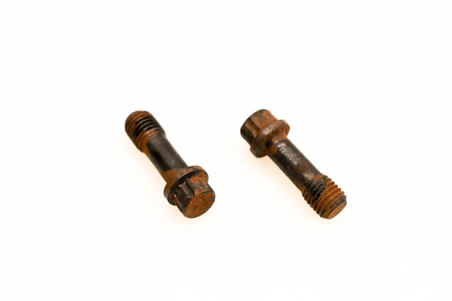 OMC 308186 Rod Bearing Screws Qty 2 NOS
