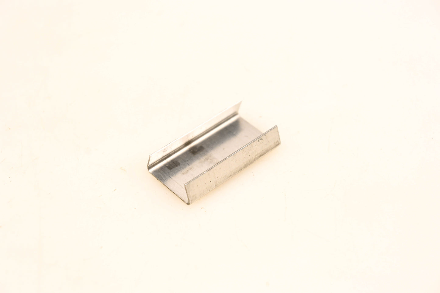 OMC 310227 Cowling Clip NOS