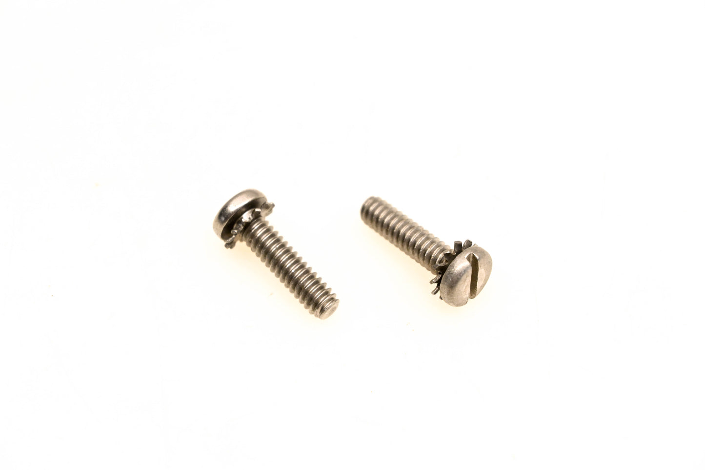 OMC 309426 Screws Qty 2 NOS