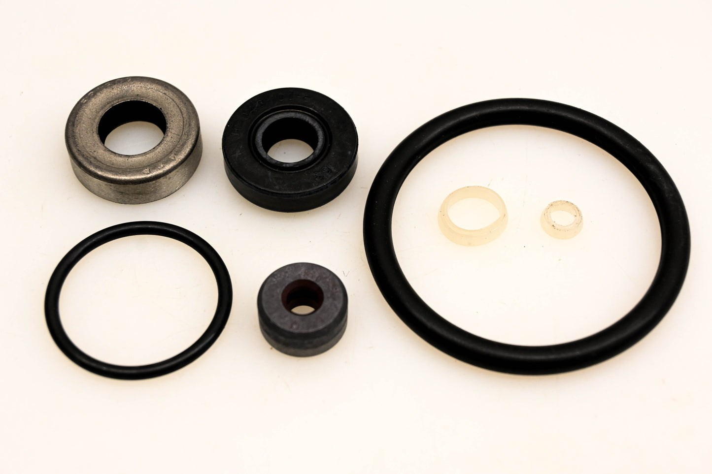 Chrysler Force K1057 Seal NOS
