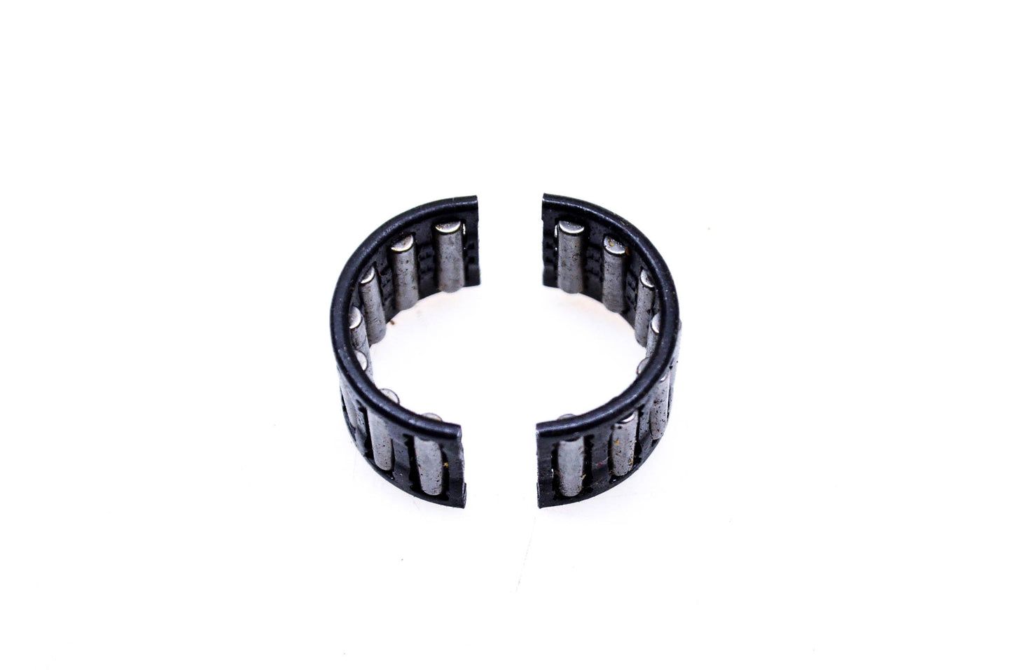 OMC 395401 Split Bearing Qty 2 NOS