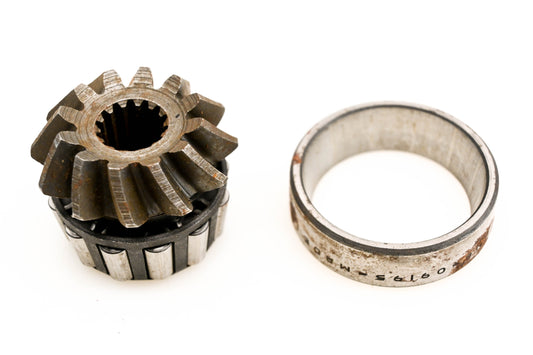 OMC 375835 Pinion Gear & Bearing NOS