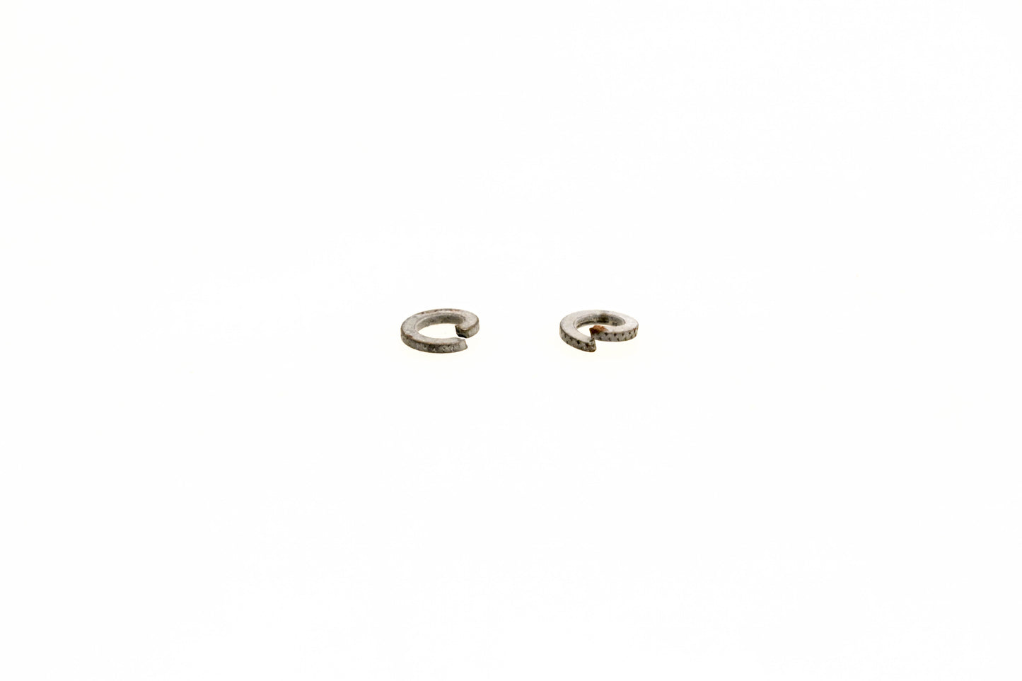 OMC 313128 Lock washers Qty 2 NOS