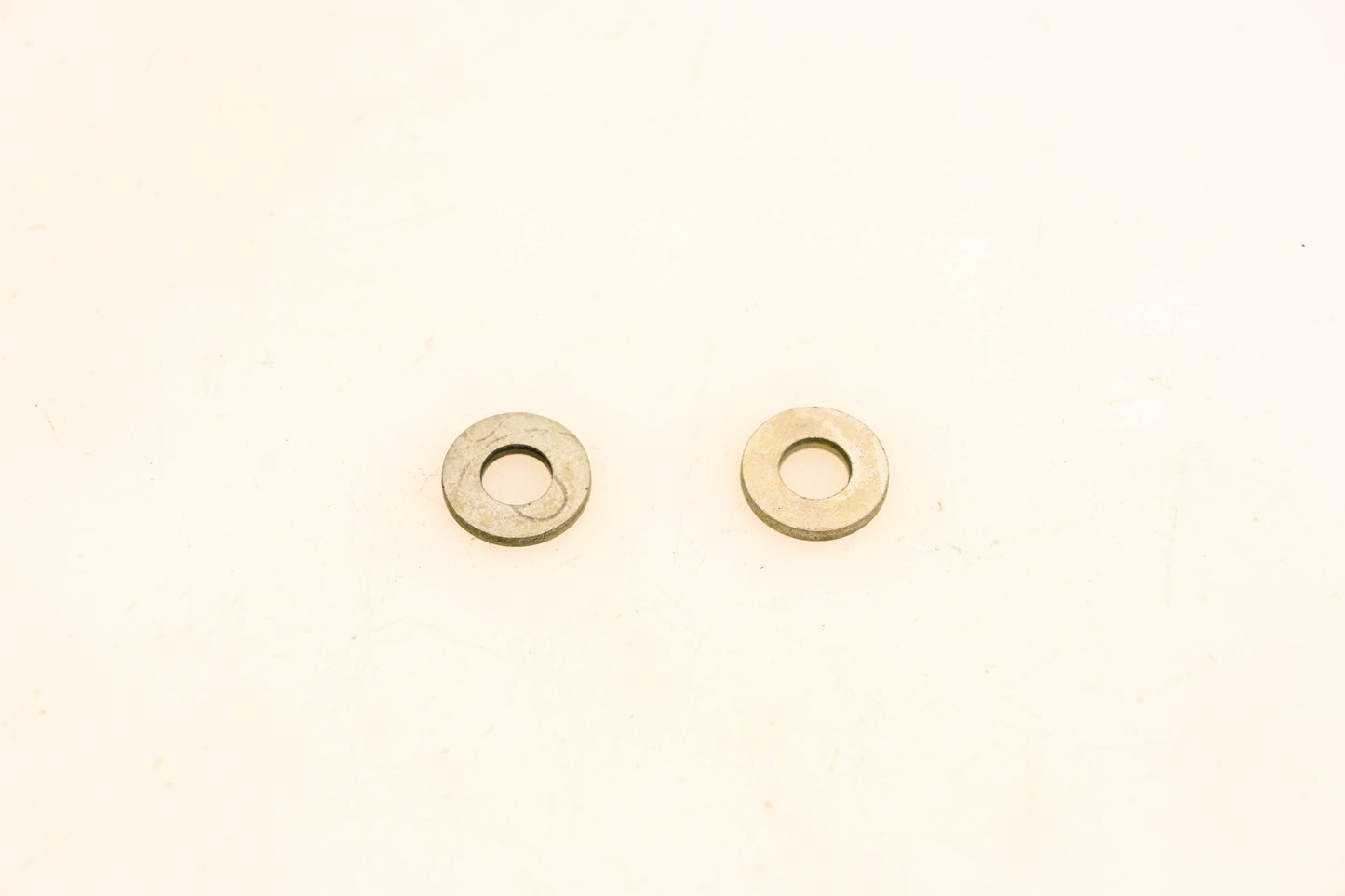 OMC 303952 Washers Qty 2 NOS
