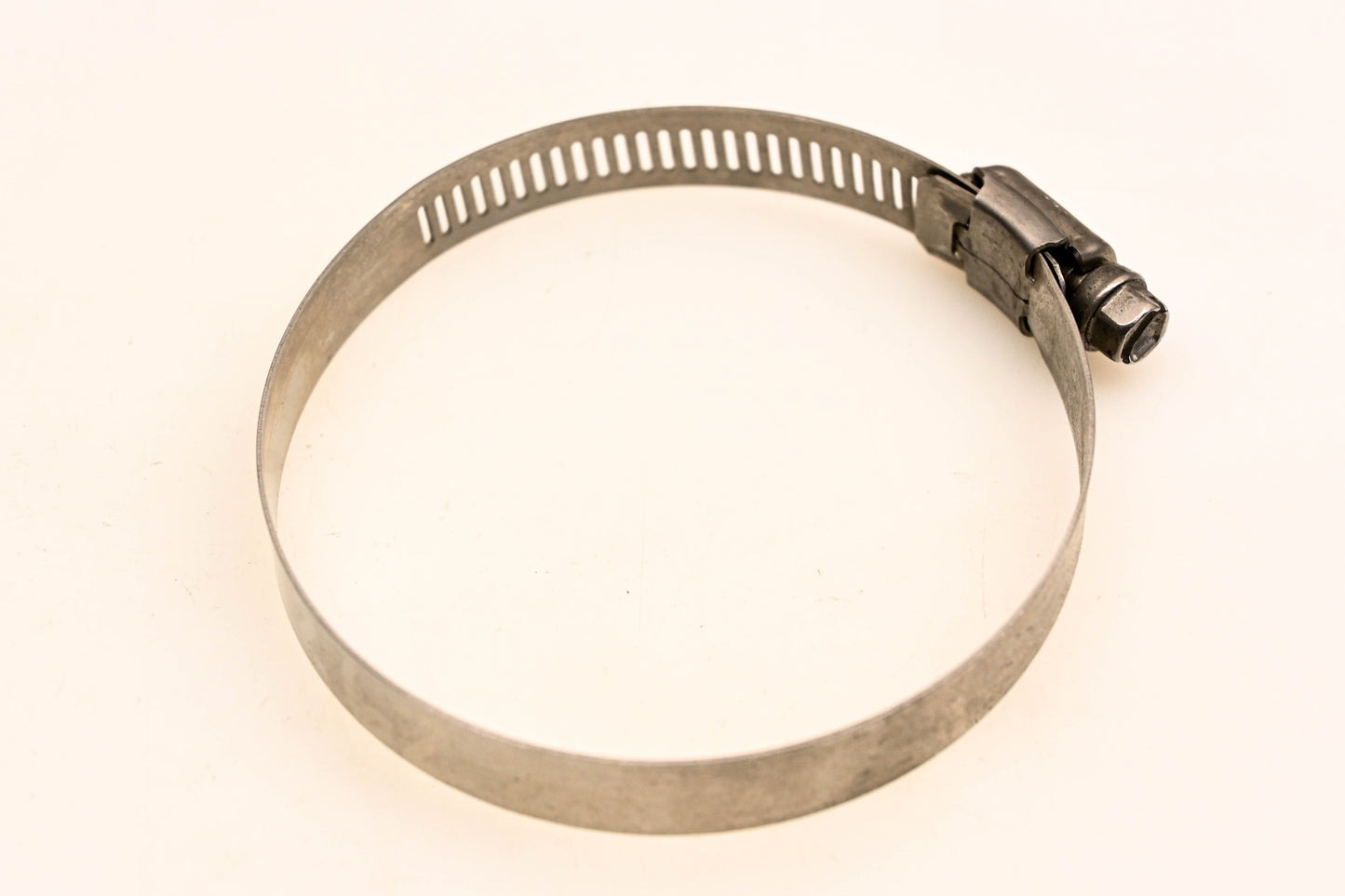 OMC 912628 Exhaust Bellow Clamp NOS
