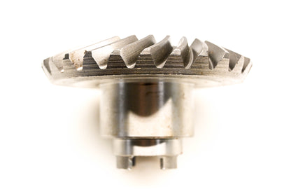 OMC 323481, 389087 Drive Gear NOS