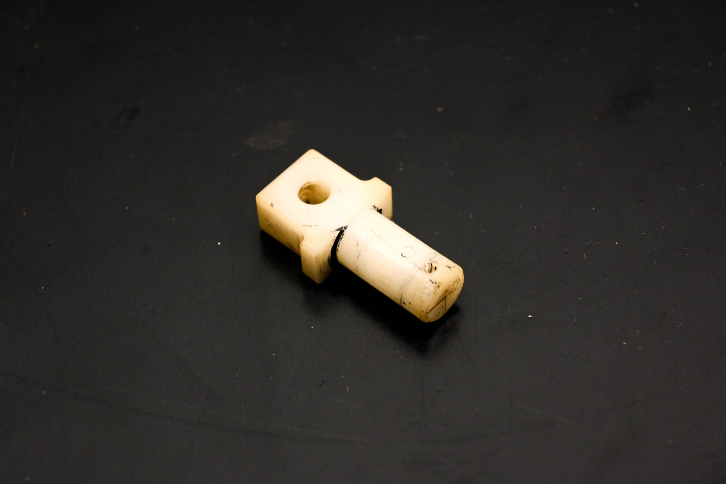 OMC 315104 Retainer