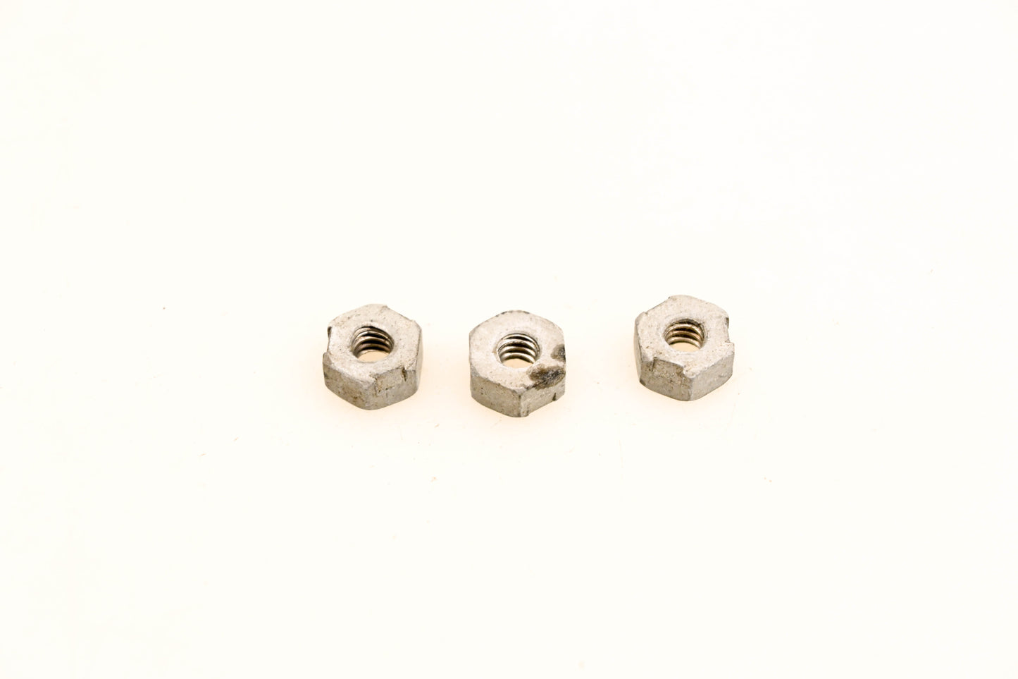OMC 304854 Nuts Qty 3 NOS