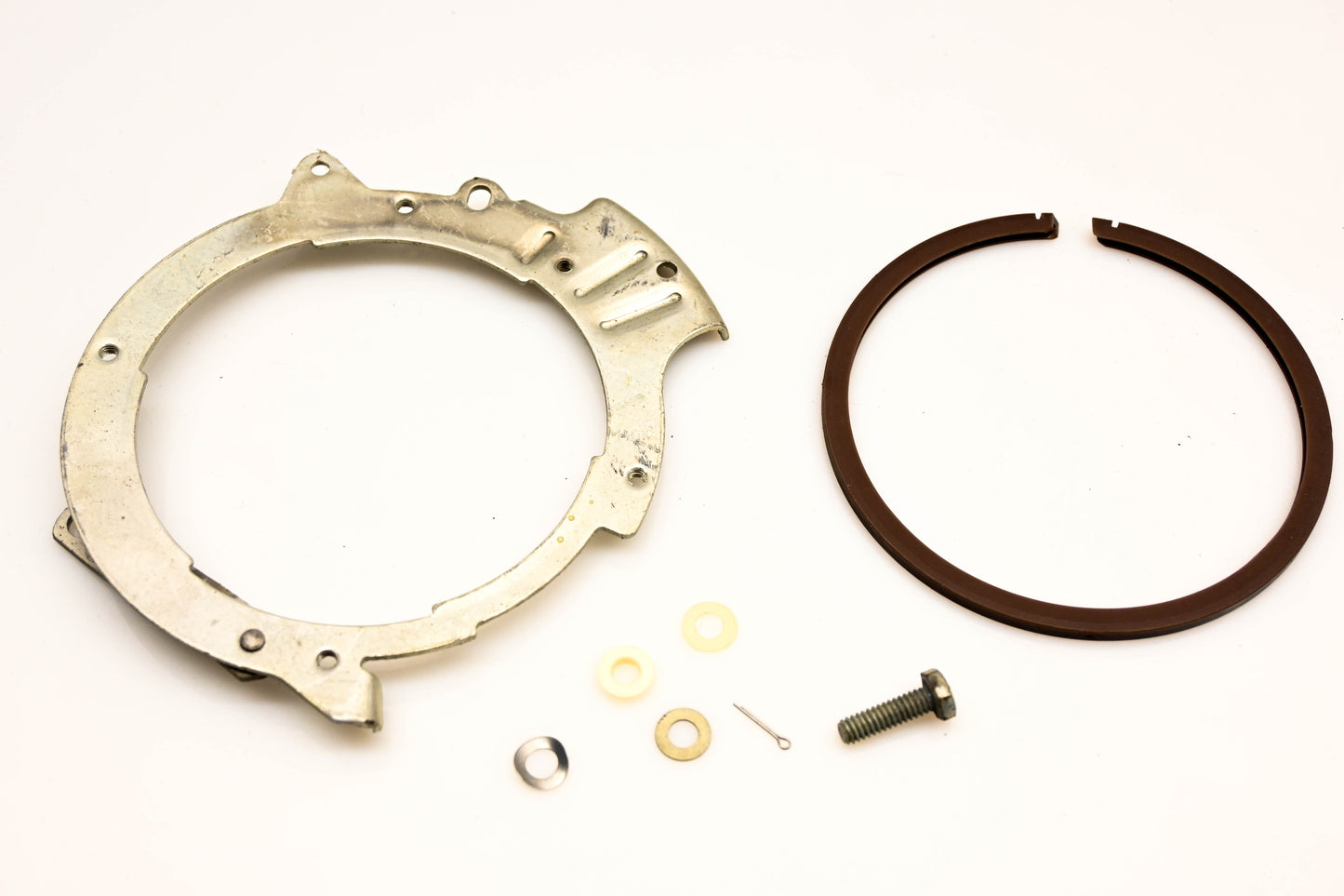 OMC 387418 Retainer & Link NOS