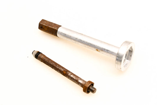 OMC 173206 Relief Valve & Stem NOS