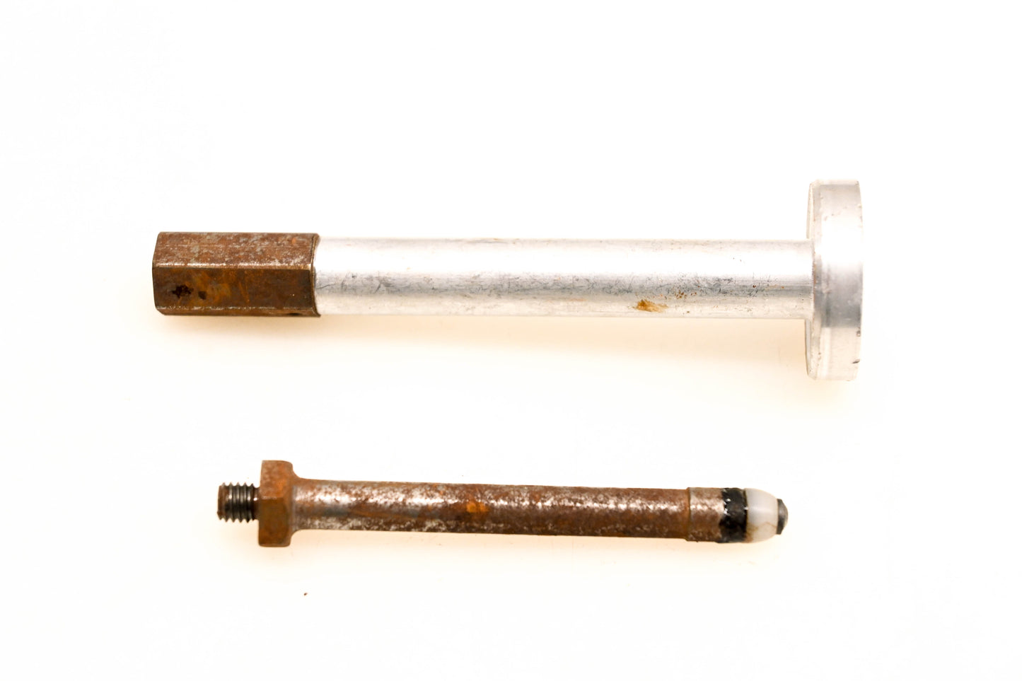 OMC 173206 Relief Valve & Stem NOS