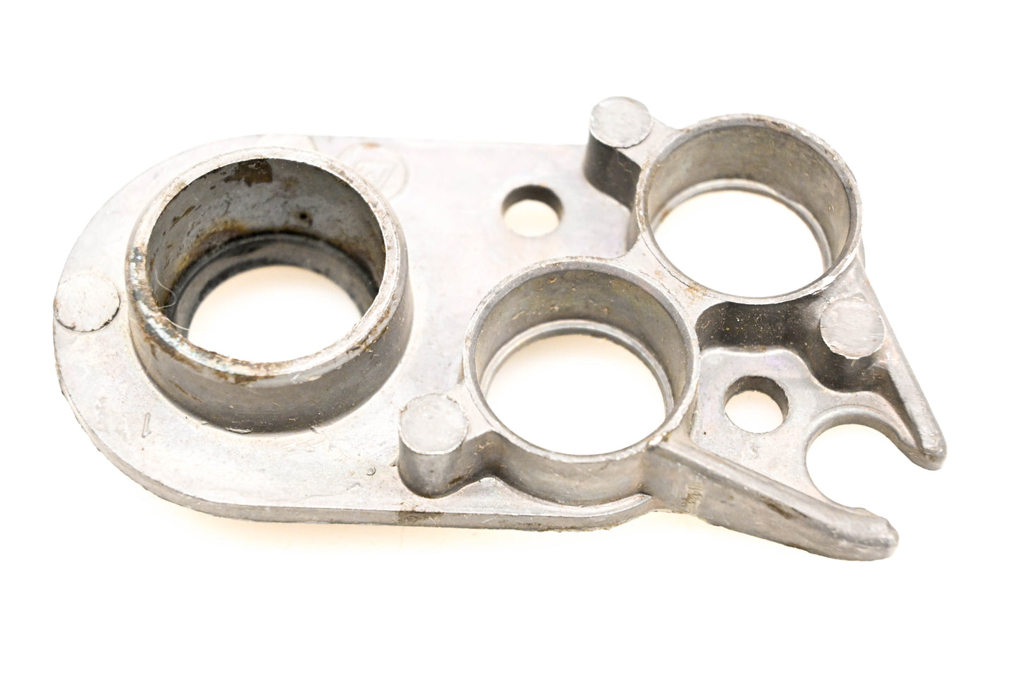 OMC 314075 Water Pump Housing NOS