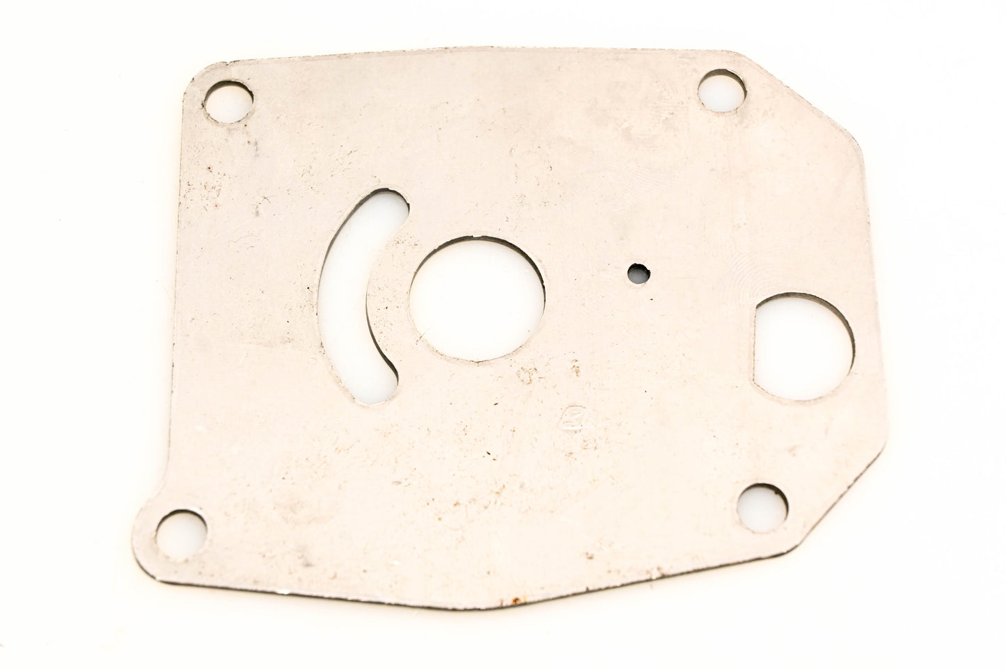 OMC 315583 Water Pump Housing Plate NOS