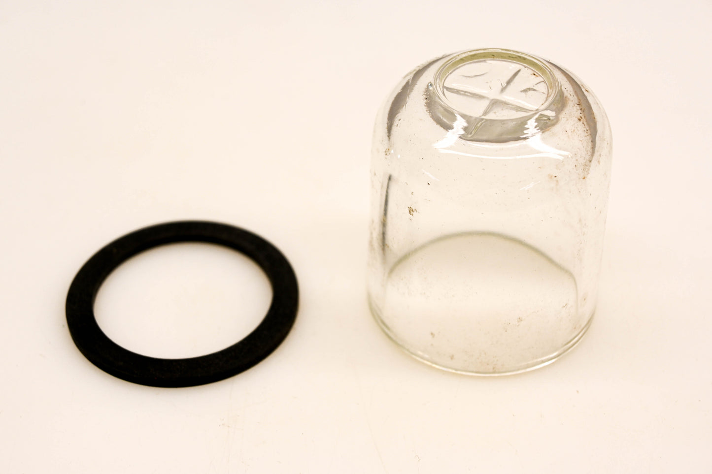 AC 303609 Fuel Sediment Filter Glass Bowl NOS