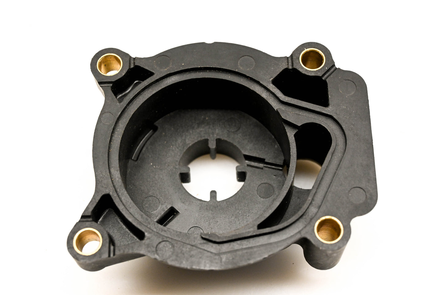 OMC 384087 Water Pump Housing NOS