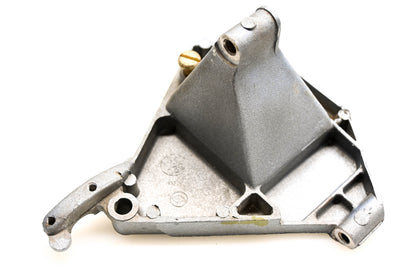 OMC 320374 Port Side Bracket