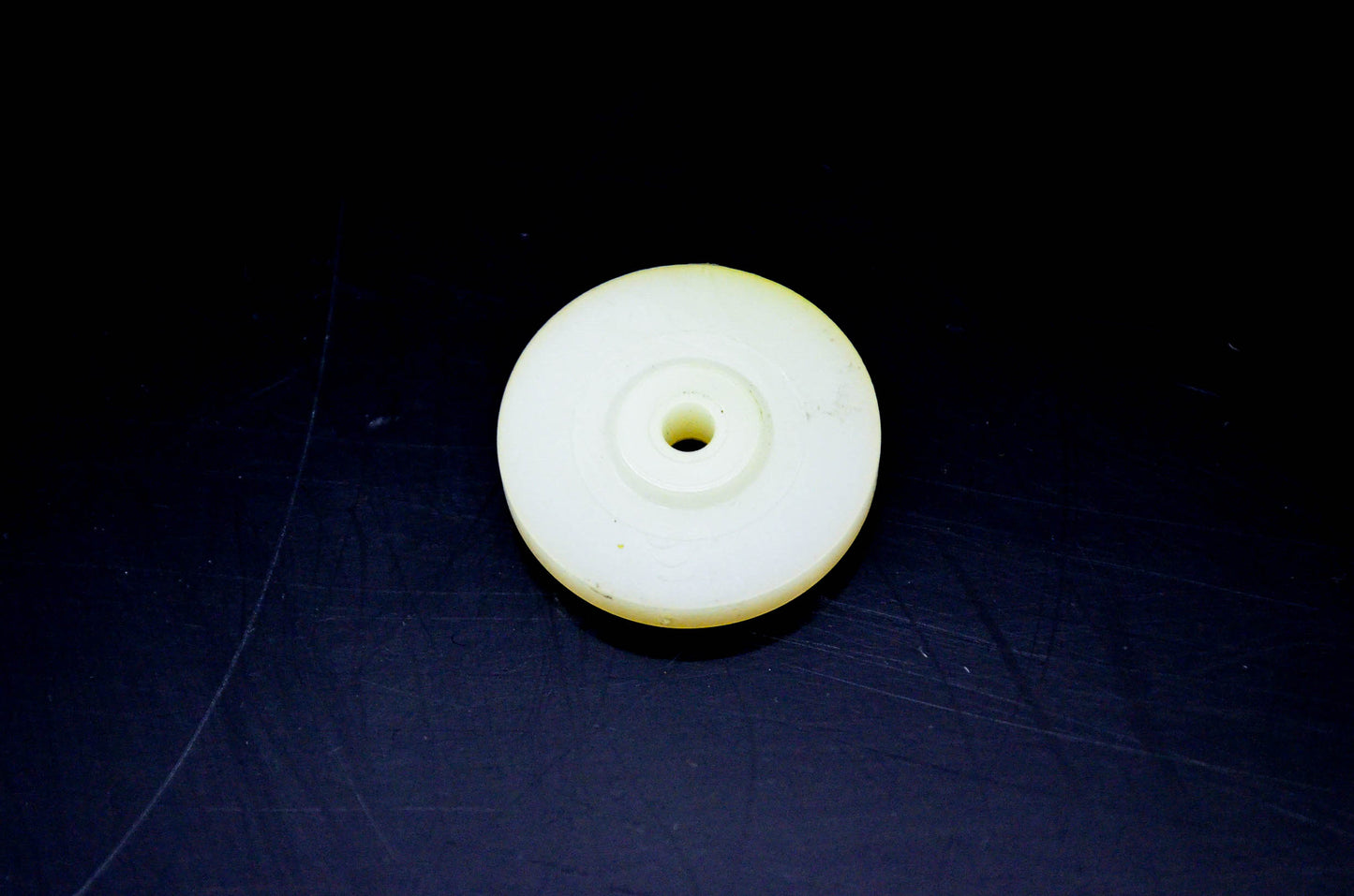 OMC 308517 Spring to Housing Roller NOS