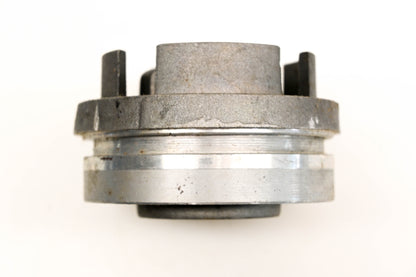 OMC 377885 Shaft Bearing Housing Carrier NOS