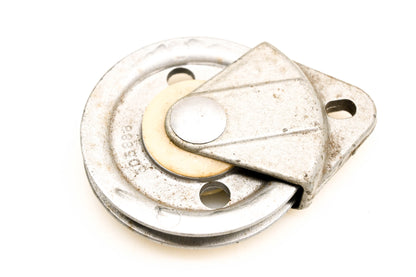 OMC 305888, 305885 Steering Pulley